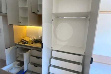 Flat à venda ou para alugar com 1 quarto em Perdizes, São Paulo, SP