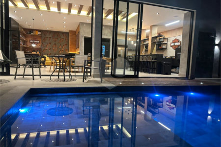 Casa à venda com 3 suítes no condomínio Hills, Arujá - SP