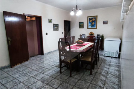Sobrado à venda com 3 quartos, sendo 1 suíte, em Campos Elíseos, Ribeirão Preto, SP