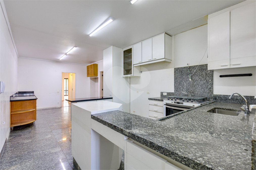 Apartamento à venda com 4 suítes em Alto da Boa Vista, São Paulo, SP
