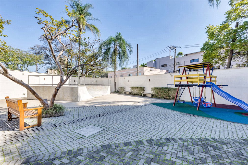 Apartamento à venda com 3 quartos, sendo 2 suítes, em Jardim Marajoara, São Paulo, SP