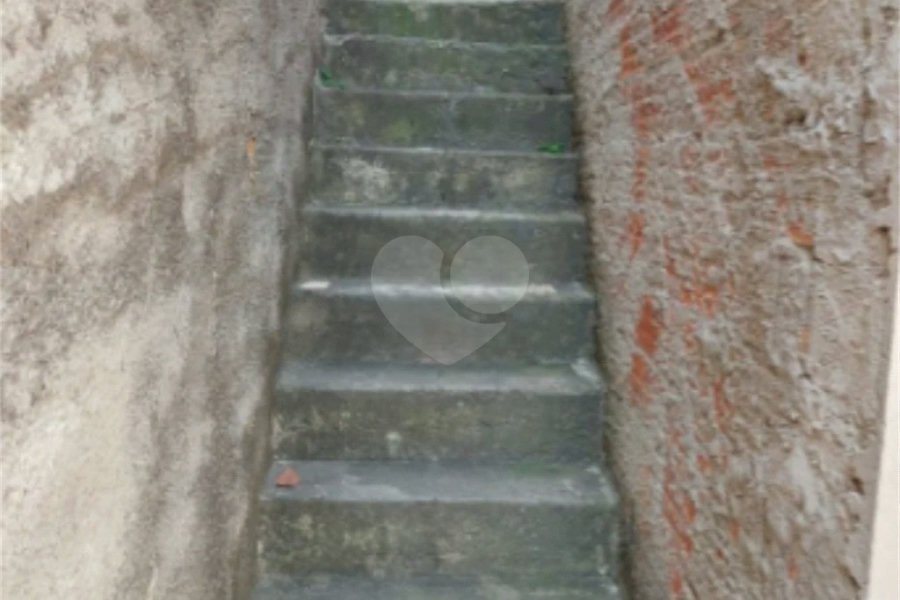 Sobrado à venda com 3 quartos em Vila Mangalot, São Paulo, SP