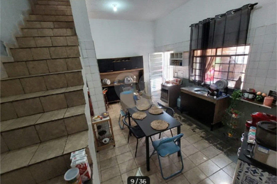 Sobrado à venda com 3 quartos em Vila Mangalot, São Paulo, SP