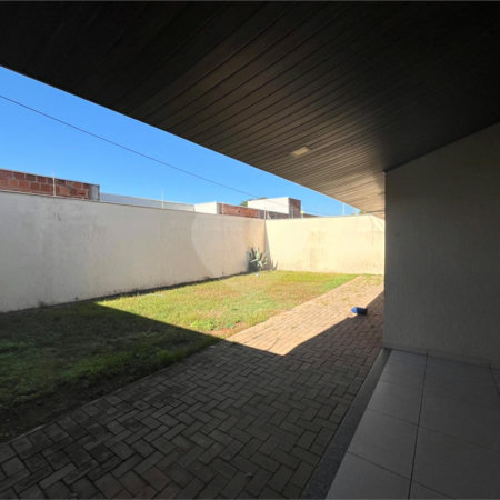 Casa à venda com 3 quartos, sendo 1 suíte, em Ipê, Três Lagoas, MS