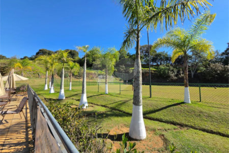 Terreno à venda no condomínio Village Araçoiaba, Araçoiaba da Serra - SP