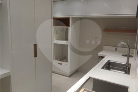 Apartamento para alugar com 3 suítes em Baeta Neves, São Bernardo do Campo, SP