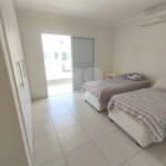 Casa à venda com 3 suítes no condomínio Villaggio Capriccio, Louveira - SP