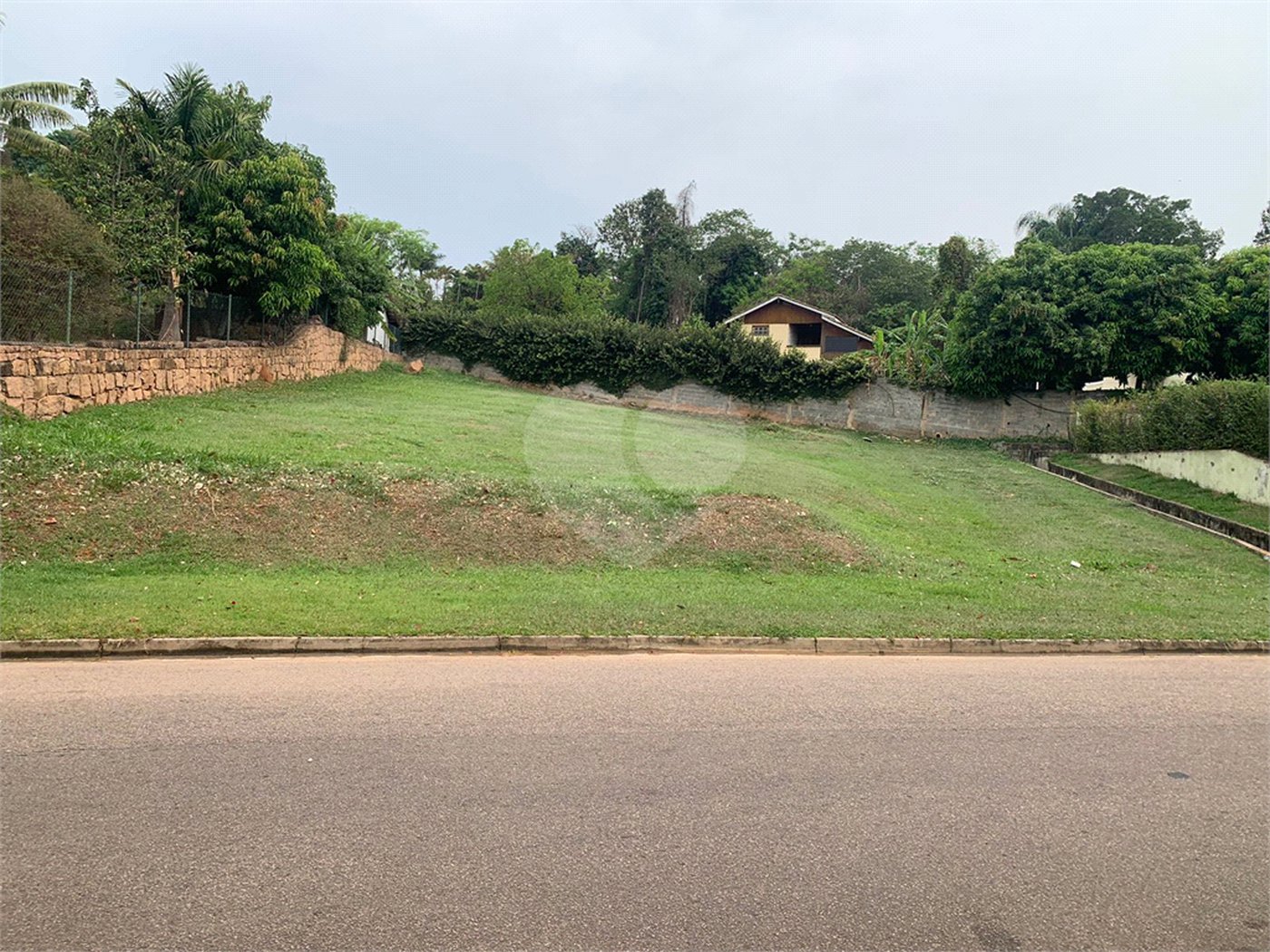 Terreno à venda no condomínio Parque dos Resedás, Itupeva - SP