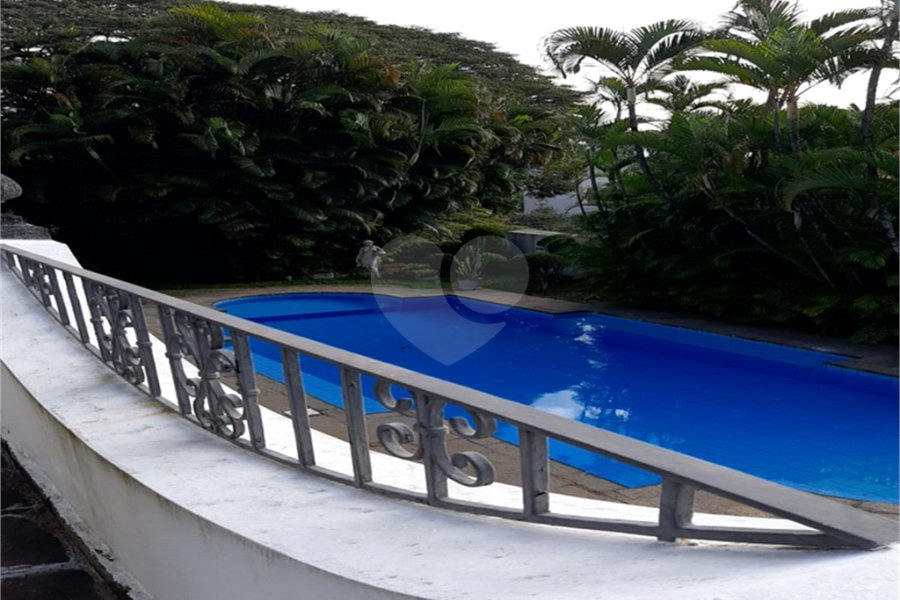 Casa à venda com 5 quartos, sendo 2 suítes, em Jardim Guedala, São Paulo, SP