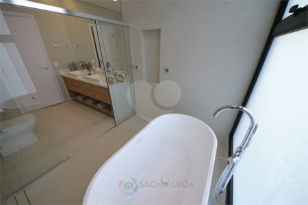 Casa à venda com 4 suítes no condomínio Villa dos Pinheiros, Indaiatuba - SP
