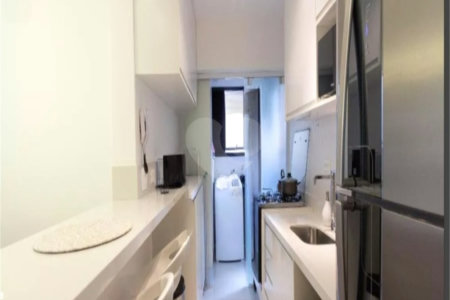 Apartamento à venda com 2 quartos, sendo 1 suíte, em Moema, São Paulo, SP