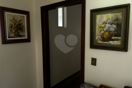 Casa à venda com 4 quartos, sendo 2 suítes, em Vila Aparecida, Itapetininga, SP