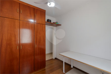 Casa Térrea à venda com 4 quartos, sendo 2 suítes, em Bosque da Saúde, São Paulo, SP