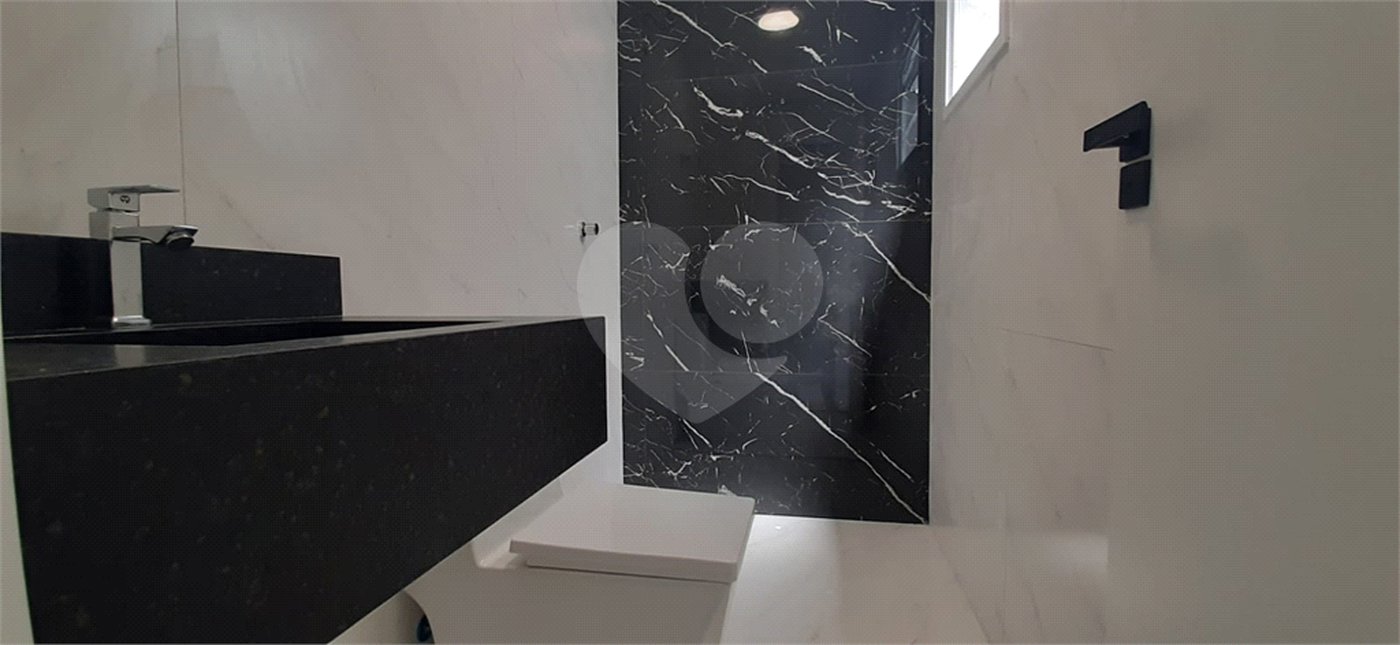 Sobrado à venda com 3 quartos, sendo 1 suíte, em Vila Medeiros, São Paulo, SP
