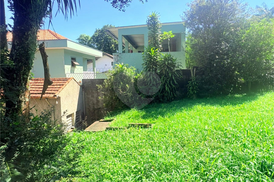 Casa Térrea à venda com 3 quartos, sendo 1 suíte, em Jardim Floresta, São Paulo, SP