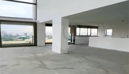 Cobertura à venda com 3 suítes em Jardim Europa, São Paulo, SP