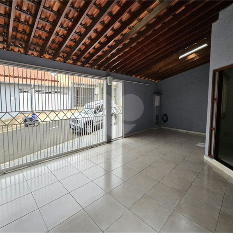 Casa à venda com 3 quartos, sendo 1 suíte, em Jardim Regente, Indaiatuba, SP