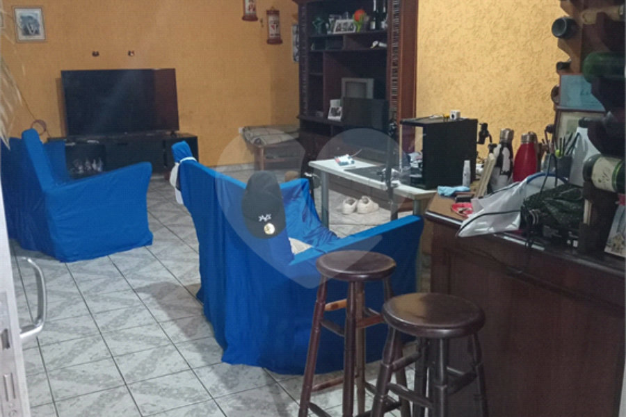 Sobrado à venda com 4 quartos, sendo 1 suíte,  em Tremembé, São Paulo, SP