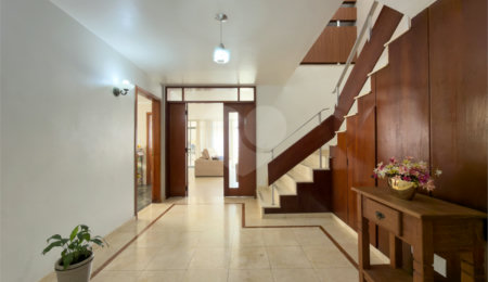 Casa de Vila à venda com 3 quartos, sendo 1 suíte, em Indianópolis, São Paulo, SP
