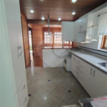 Casa à venda com 3 quartos, sendo 1 suíte, no condomínio Bosque de Greviléa, Vinhedo - SP