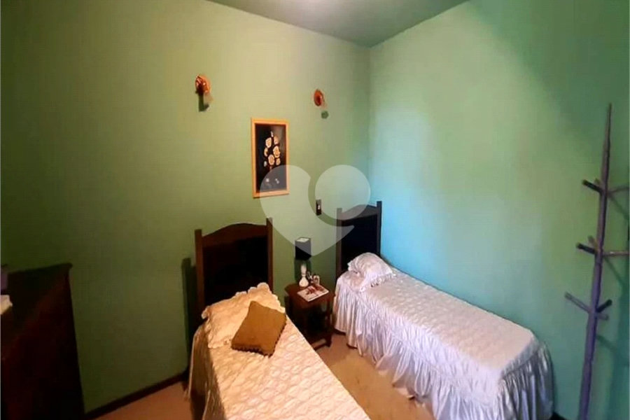 Casa Térrea à venda com 5 quartos, sendo 4 suítes, em Serra da Cantareira, Mairiporã, SP