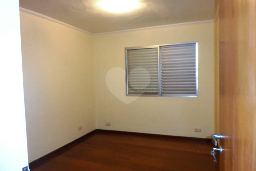 Apartamento à venda com 4 quartos, sendo 1 suíte,  em Santana, São Paulo, SP