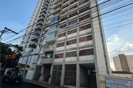 Apartamento à venda com 3 quartos, sendo 1 suíte, no Centro, Ribeirão Preto, SP