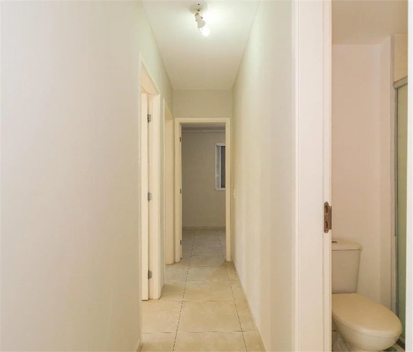 Apartamento à venda com 3 quartos, sendo 1 suíte, em Parque Reboucas, São Paulo, SP