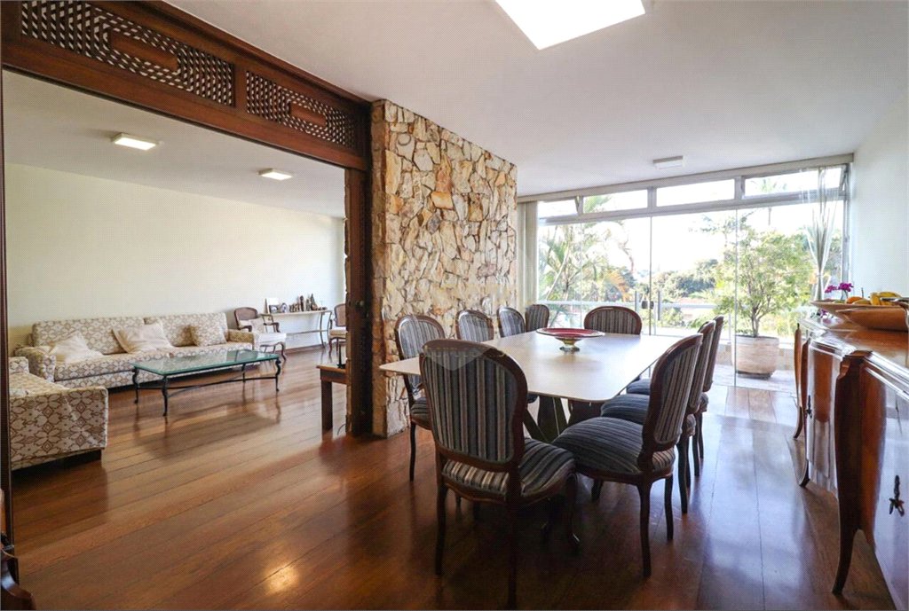 Casa Térrea à venda com 6 quartos, sendo 4 suítes, em Brooklin Paulista, São Paulo, SP