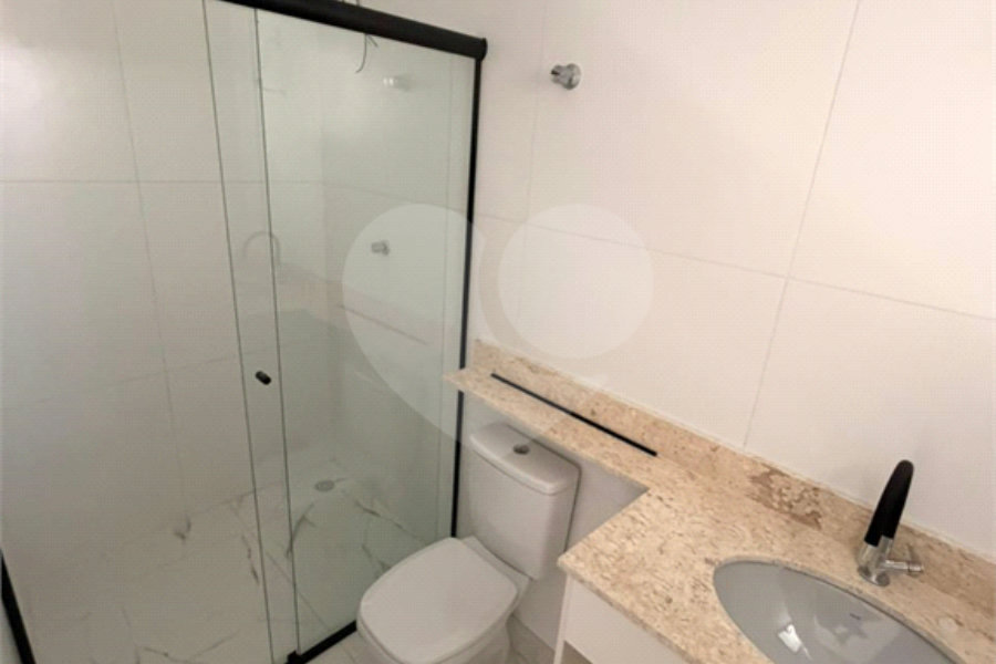 Casa à venda ou para alugar com 3 quartos, sendo 1 suíte, em Parada Inglesa, São Paulo, SP