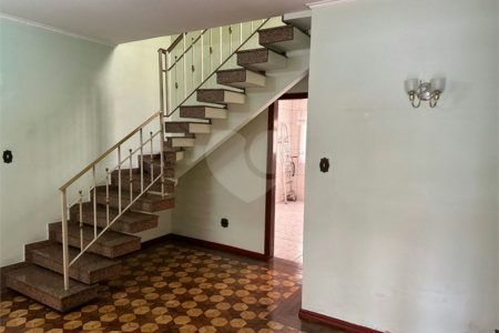 Sobrado para alugar com 3 quartos, sendo 1 suíte, em Vila Gomes Cardim, São Paulo, SP