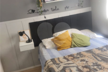 Apartamento à venda com 2 quartos em Parque Reboucas, São Paulo, SP