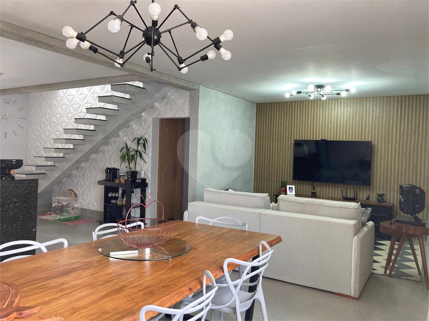 Casa à venda com 3 quartos, sendo 1 suíte, em Vila Zanforlin, Torrinha, SP