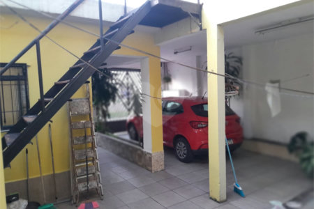 Sobrado à venda com 2 suítes em Várzea de Baixo, São Paulo, SP