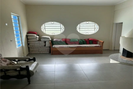 Sítio à venda com 5 quartos, sendo 2 suítes,  em Marmeleiro, São Roque, SP