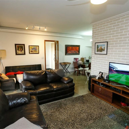 Apartamento à venda com 3 quartos, sendo 1 suíte,  em Paraíso do Morumbi, São Paulo, SP