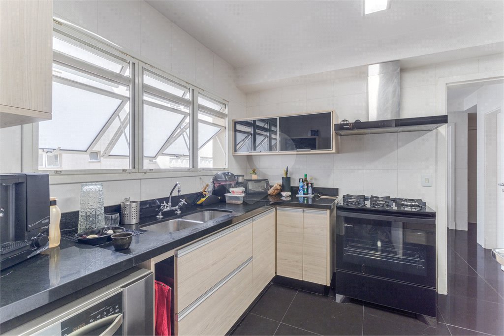 Apartamento à venda com 4 suítes em Alto da Boa Vista, São Paulo, SP