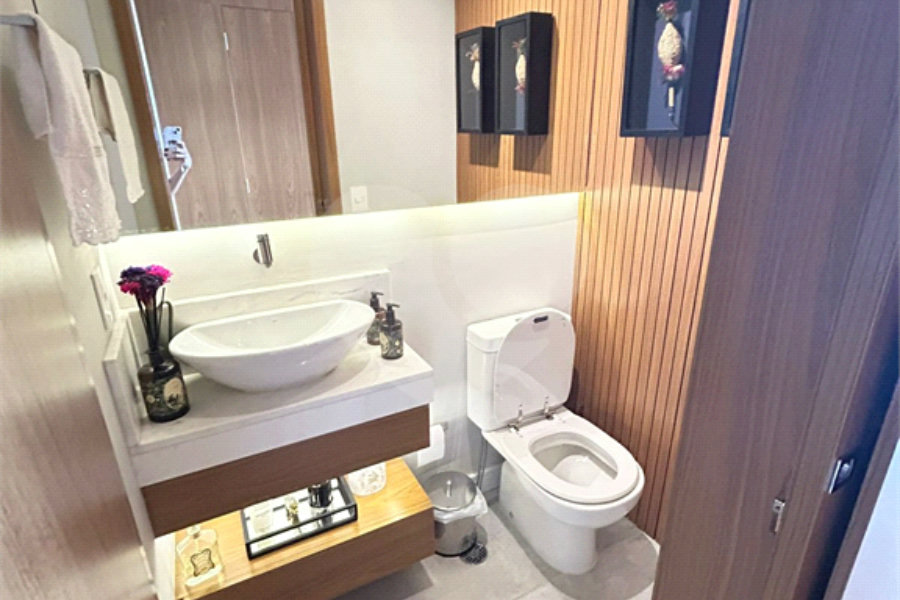 Apartamento à venda com 3 suítes em Barra Funda, São Paulo, SP