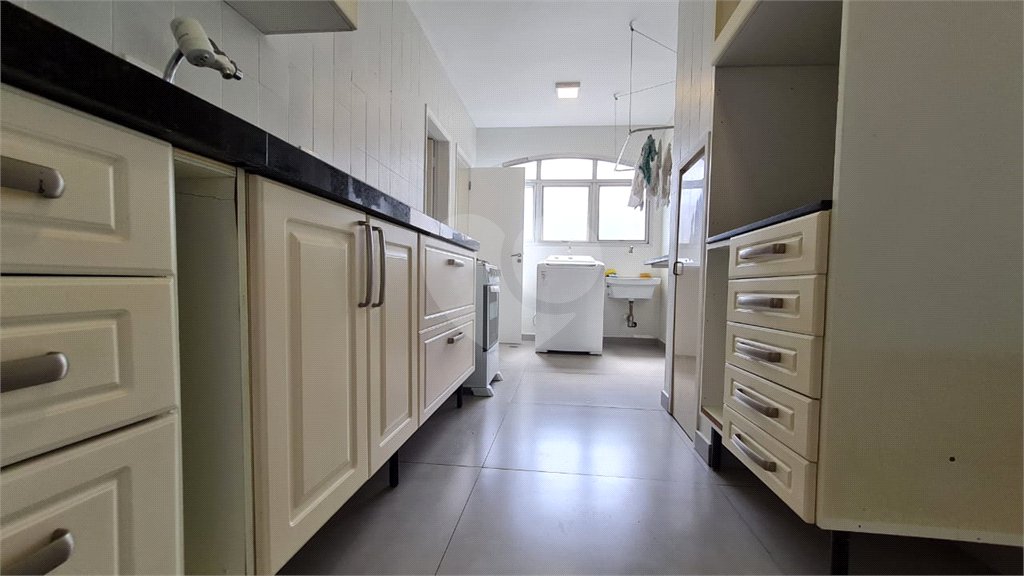 Apartamento para alugar com 2 quartos, sendo 1 suíte,  em Vila Andrade, São Paulo, SP