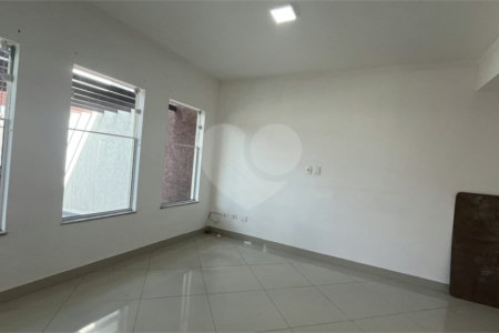 Sobrado para alugar com 3 quartos, sendo 1 suíte, no Centro, Atibaia, SP