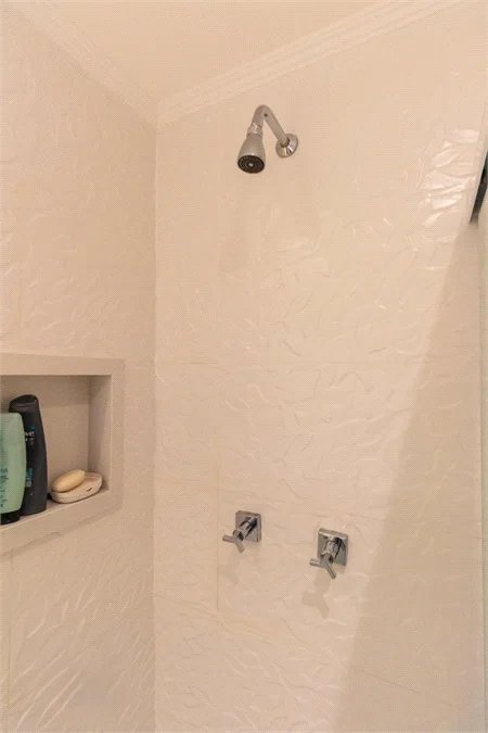 Apartamento à venda ou para alugar com 2 quartos, sendo 1 suíte,  em Vila Gertrudes, São Paulo, SP