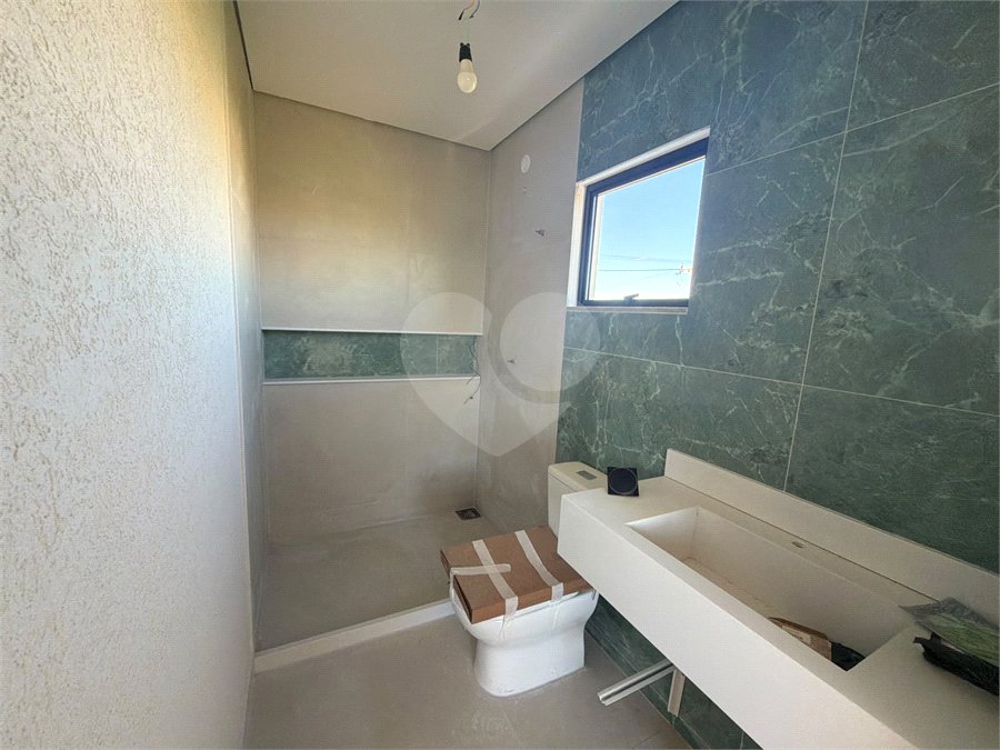 Casa em condomínio à venda com 4 quartos, sendo 3 suítes, em Ogiva, Cabo Frio, RJ
