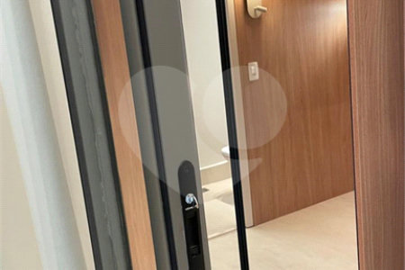 Apartamento à venda ou para alugar com 2 suítes em Pinheiros, São Paulo, SP