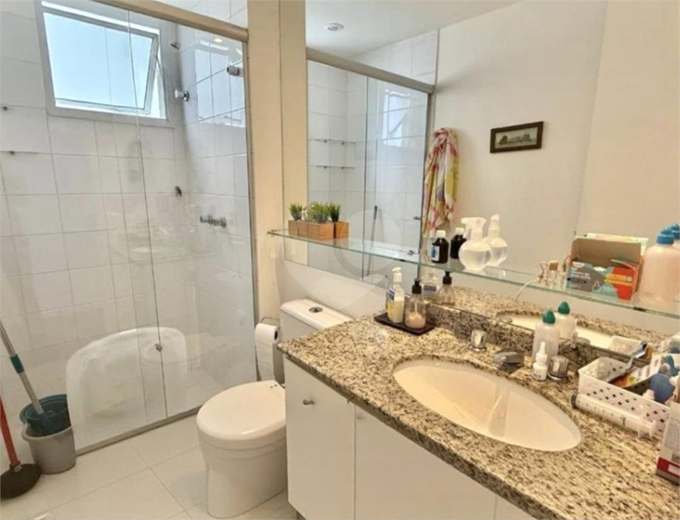 Apartamento à venda com 3 quartos, sendo 1 suíte, em Alto da Boa Vista, São Paulo, SP