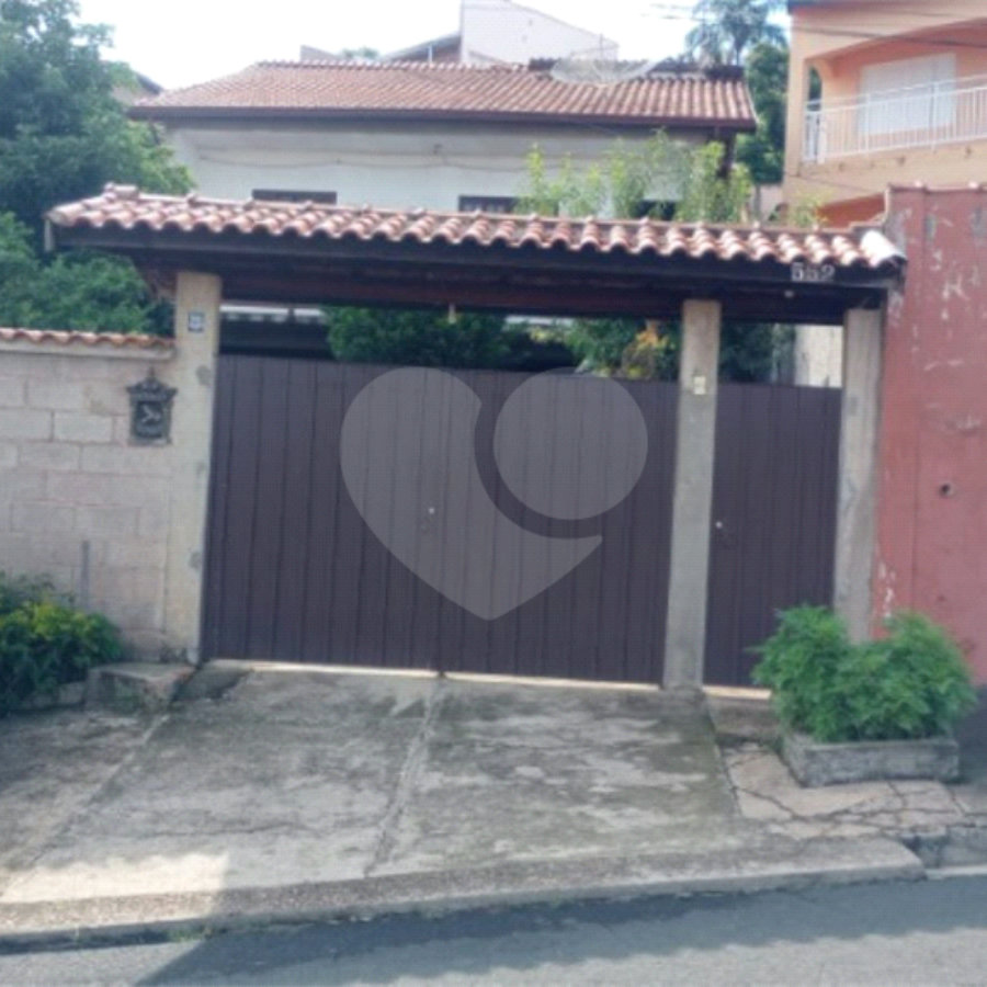Casa a venda em Valinhos na Colina dos Pinheiros