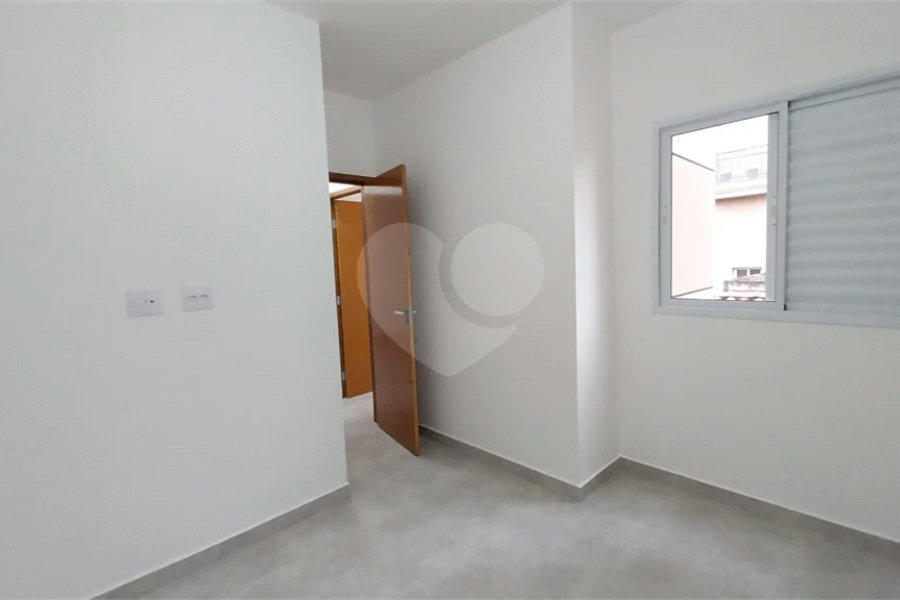 Apartamento novo Região Jardim do São Paulo com – 40 metros - 2 dormitórios - 1 banheiro, sala - cozinha e 1 vaga.