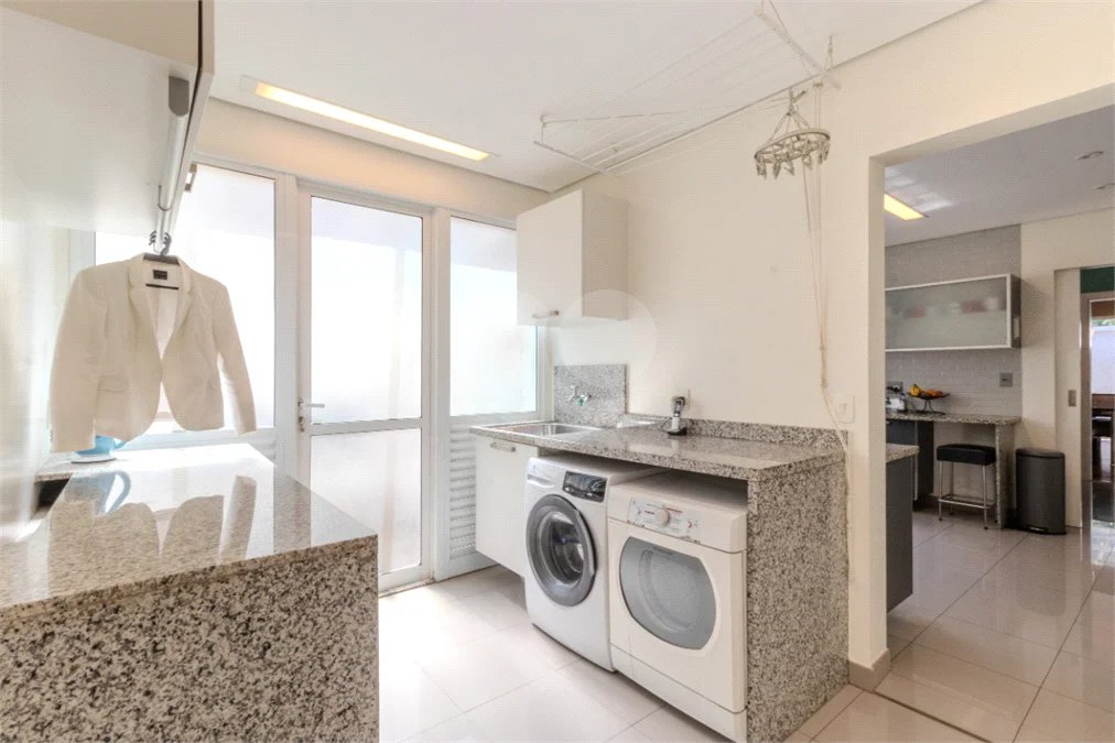 Casa à venda com 4 suítes no condomínio Laplace Spe, São Paulo - SP