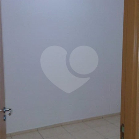 Apartamento 2 dormitórios Condomínio Monte Everest São Carlos - SP
