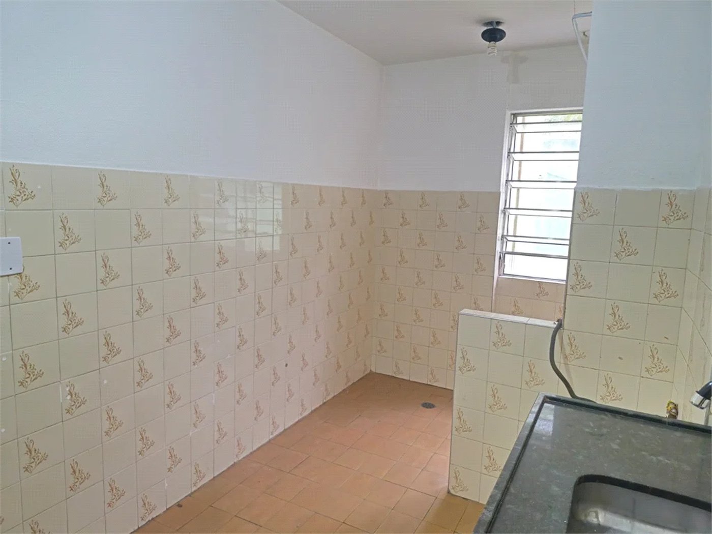 Apartamento no Jardim D'abril, com 2 dormitórios
