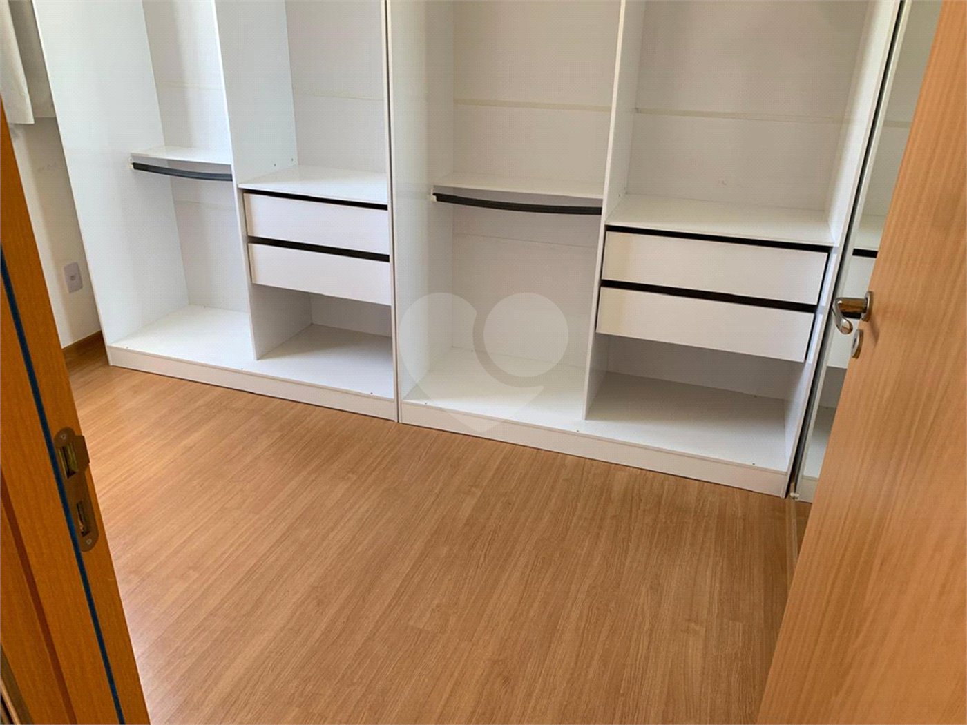 Apartamento a venda no condomínio Monte Berlim